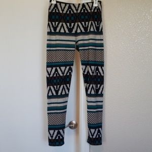 Medium patterned leggings